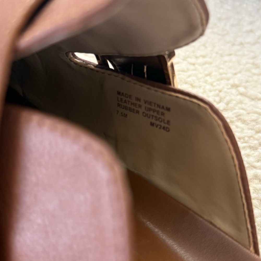Michael Kors Brown 100% Leather  Clogs Slip-On Shoes with Gold Buckle size 7,5 - Picture 6 of 13